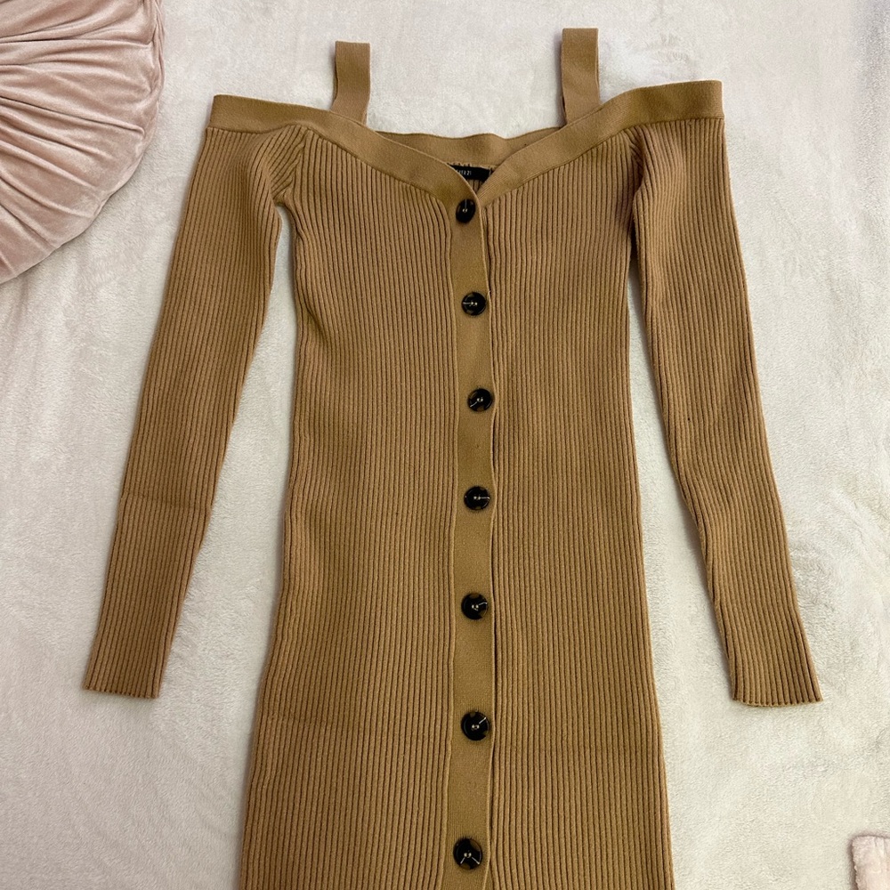 Camel Off-Shoulder Ribbed Dress